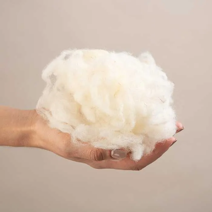 feine Alpakawolle weiss