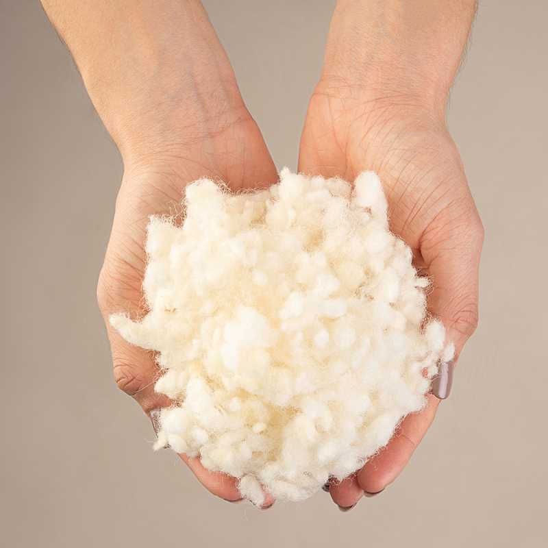 Kissen gefüllt mit Schurwoll Kügelchen